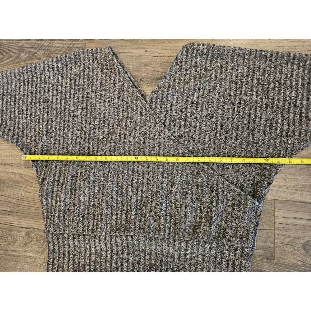 Womens szL EXPRESS Gray Textured Ribbed Deep V Neck Long Sleeve Sweater Top Fall